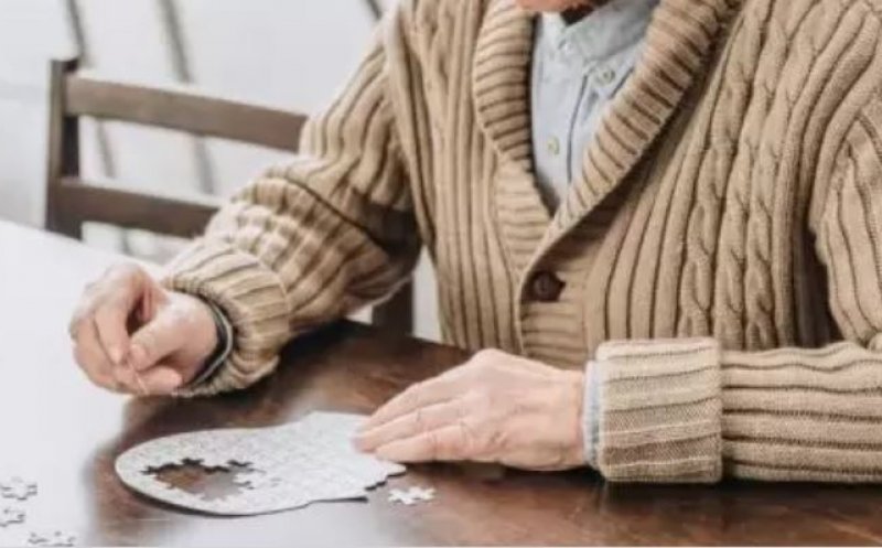 Peste 12.000 de români au fost diagnosticați cu Alzheimer într-un singur an. INSP: Numărul real este probabil mult mai mare