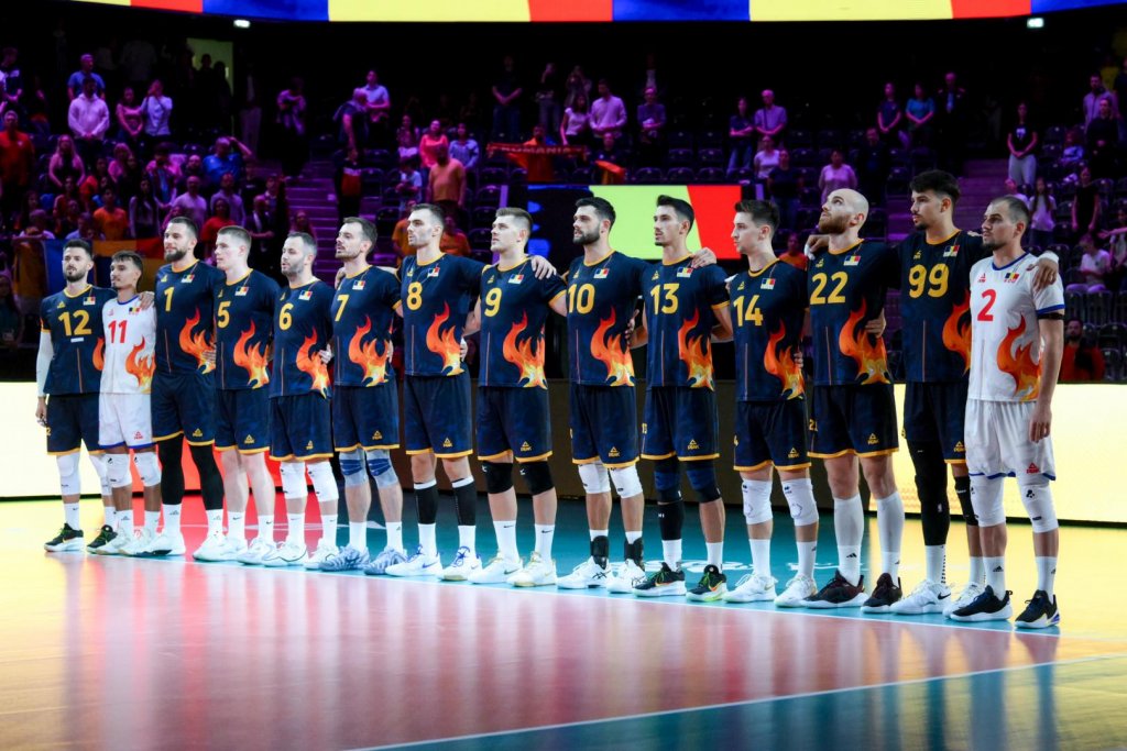 România se duelează azi cu Franța pentru un loc în semifinalele EuroVolley 2026
