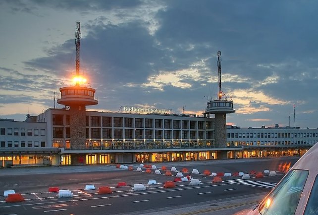 Românii ar putea ajunge direct cu trenul la aeroportul din Budapesta. Planul de 8,8 miliarde de euro al Ungariei