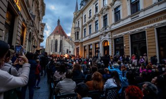 Emoție și muzică în centrul Clujului. Sute de oameni au participat la "Concertul pentru Pace”