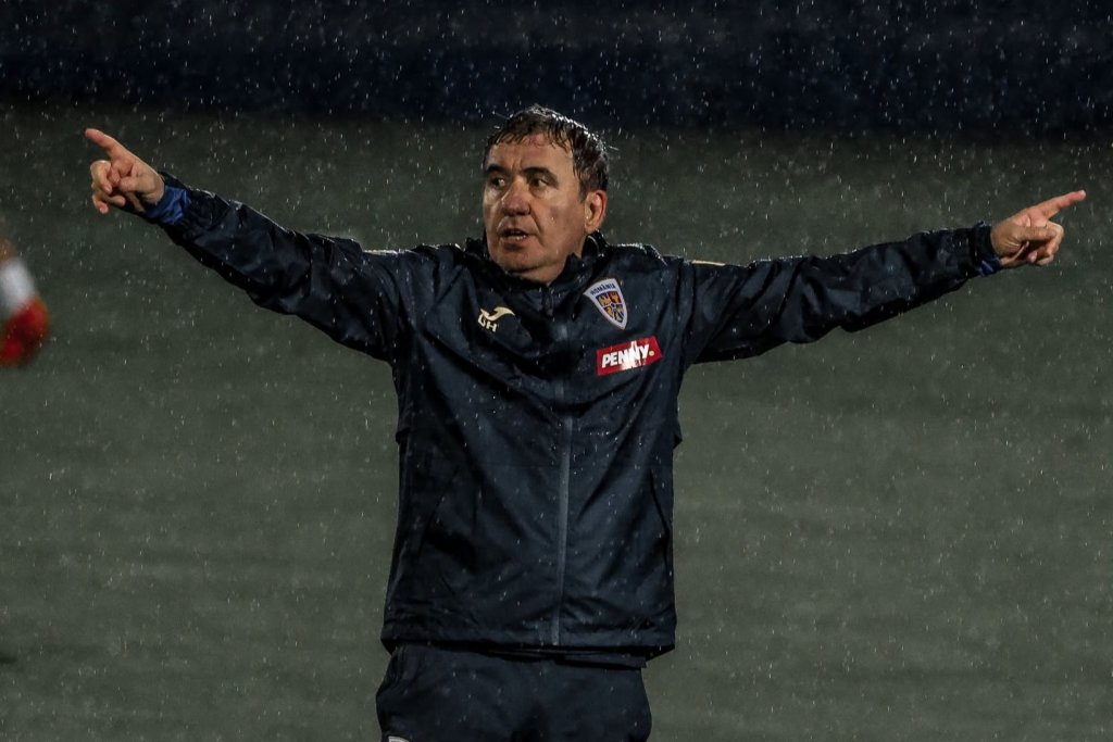 Gică Hagi a stabilit lotul pentru primul meci din UEFA Nations League. Cine nu va face deplasarea în Suedia