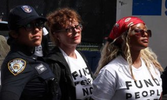 Actrița Susan Sarandon, reținută în timpul unei manifestații împotriva lui Netanyahu la New York