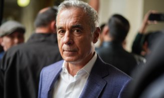 O susținătoare a lui Călin Georgescu spune că și-a lăsat copilul cu febră acasă pentru a protesta la Arestul Central. "Trebuie sesizată Protecția Copilului”
