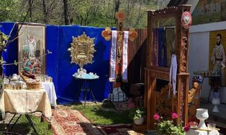 Pe modelul ”Pomohaci”, un alt preot dat afară din Ortodoxie și-a făcut ”biserică” acasă și ținea slujbe ilegal / Racola credincioși pe TikTok