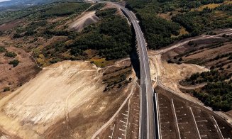 Cu avionul pe Autostrada Transilvania: Imagini spectaculoase între Poarta Sălajului și Zimbor