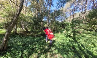 Tabără fără limite, la Cluj: zeci de elevi cu deficiențe de vedere, trei zile de munte și adrenalină la Moara de Pădure