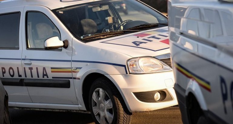Hoț prins la Cluj-Napoca și dus la Gherla. Fura din mașinile curierilor și era căutat de poliție