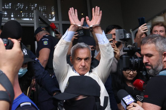Călin Georgescu, mesaj pentru susținători. Ce le-a transmis din arest