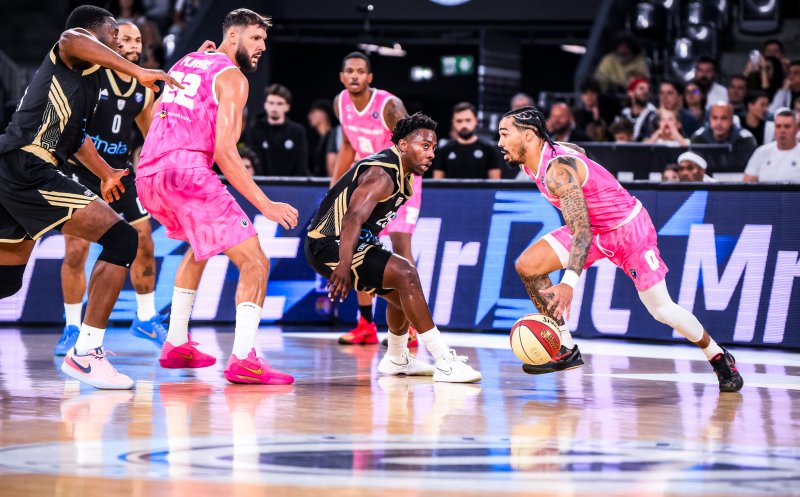 Înfrângere pentru U-BT în duelul cu BC Dubai. Clujenii au rezistat doar două sferturi contra campioanei ABA League