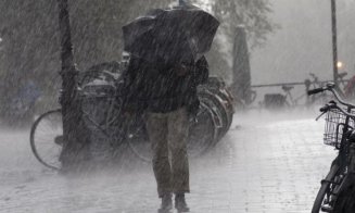 Avertizare nowcasting COD GALBEN la Cluj: ploi, grindină, descărcări electrice și intensificări ale vântului