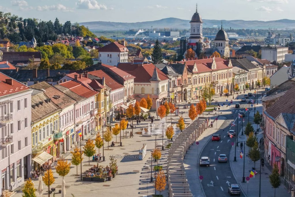Festivalul Toamnei la Turda. Tradiții, folclor și bucate românești