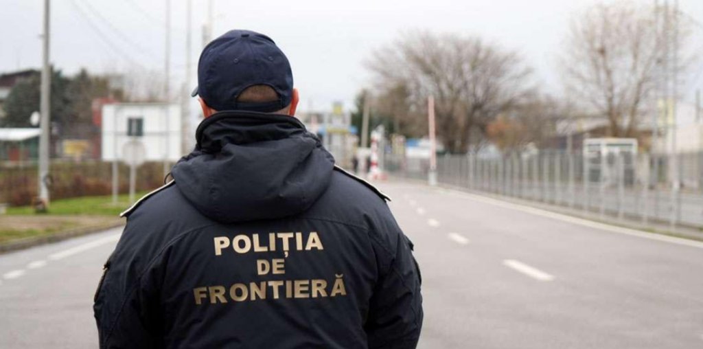 Surpriză neplăcută pentru doi pasageri pe Aeroportul din Cluj. Ce au descoperit polițiștii în urma controlului