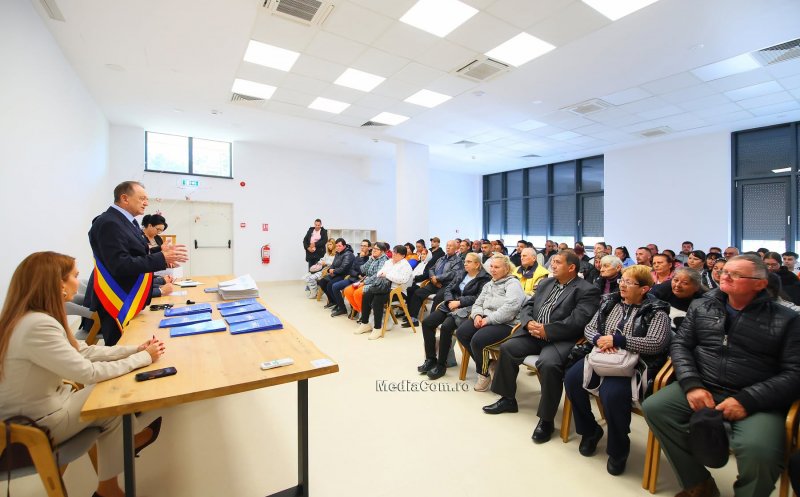 Peste 60 de familii din Turda încep un nou capitol. Au primit cheile noilor locuințe sociale