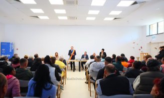 Peste 60 de familii din Turda încep un nou capitol. Au primit cheile noilor locuințe sociale