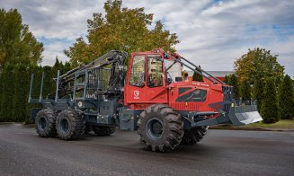 Un nou concept de tractor forestier "made in Transilvania". IRUM duce tehnologia românească la München