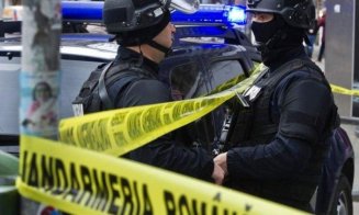 Alertă cu bombă la un liceu din Cluj-Napoca. Elevii și profesorii au fost evacuați / Poliția: "Nu a fost identificat un pericol"