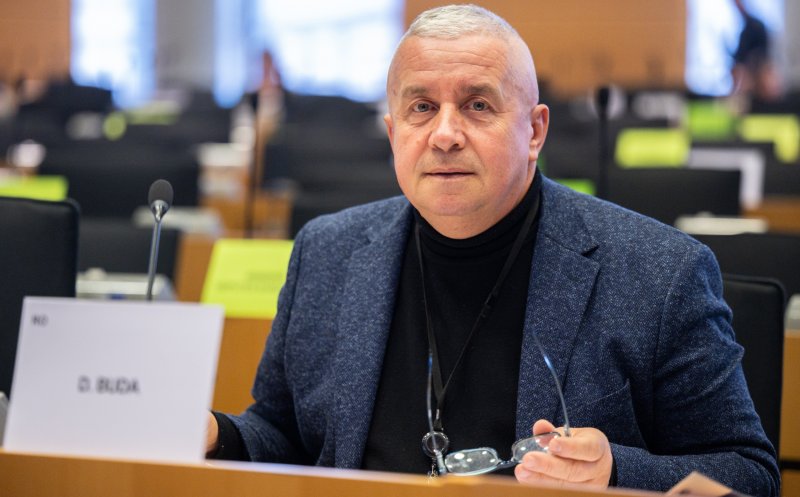 Daniel Buda: Programul „Lapte și fructe în școli” continuă după 2027. Ca raportor PPE, susțin extinderea programului pentru a include și o masă caldă