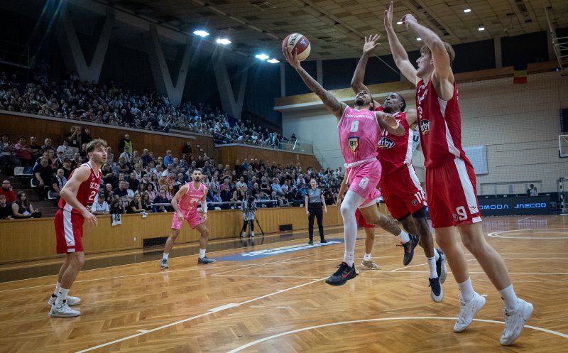 U-BT, victorie fără emoții în duelul cu SC Derby din ABA League