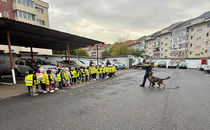 Polițiști pentru o zi! Peste 50 de preșcolari au avut parte de o experiență inedită la Turda