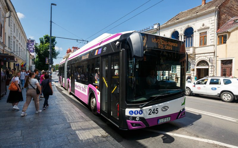 În atenția studenților, masteranzilor și doctoranzilor din Cluj-Napoca: Transport public gratuit în anul universitar 2026-2027