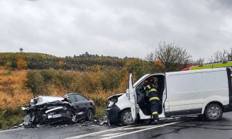 Accident GRAV pe Calea Turzii din Cluj-Napoca. Șase persoane, evaluate medical