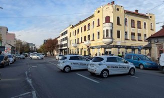Trafic dat peste cap în Mărăști, în această dimineață. Calea Dorobanților, blocată după ce o conductă de apă s-a spart
