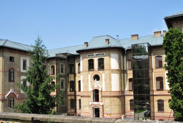 O clujeancă, impresionată de experiența trăită la Ginecologie I: „Nu e ca spitalul din Anatomia lui Grey, dar oamenii fac locul”